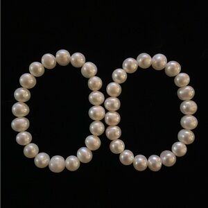 NEW 9.5-10.5mm White Cultured Freshwater Pearl Stretch Bracelets (Set of 2)